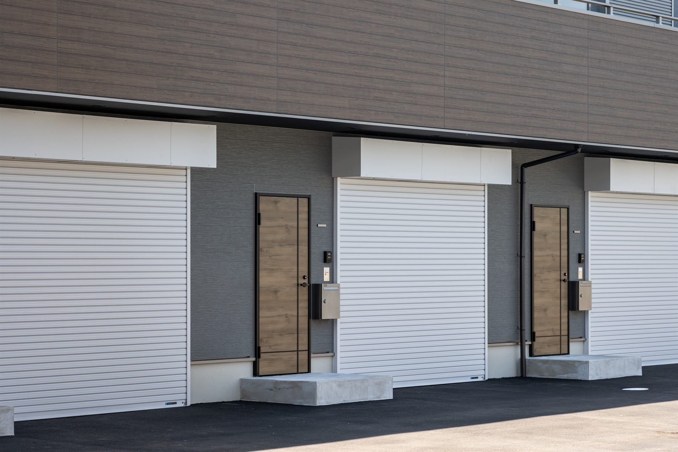 ワイドシャッターと展示性